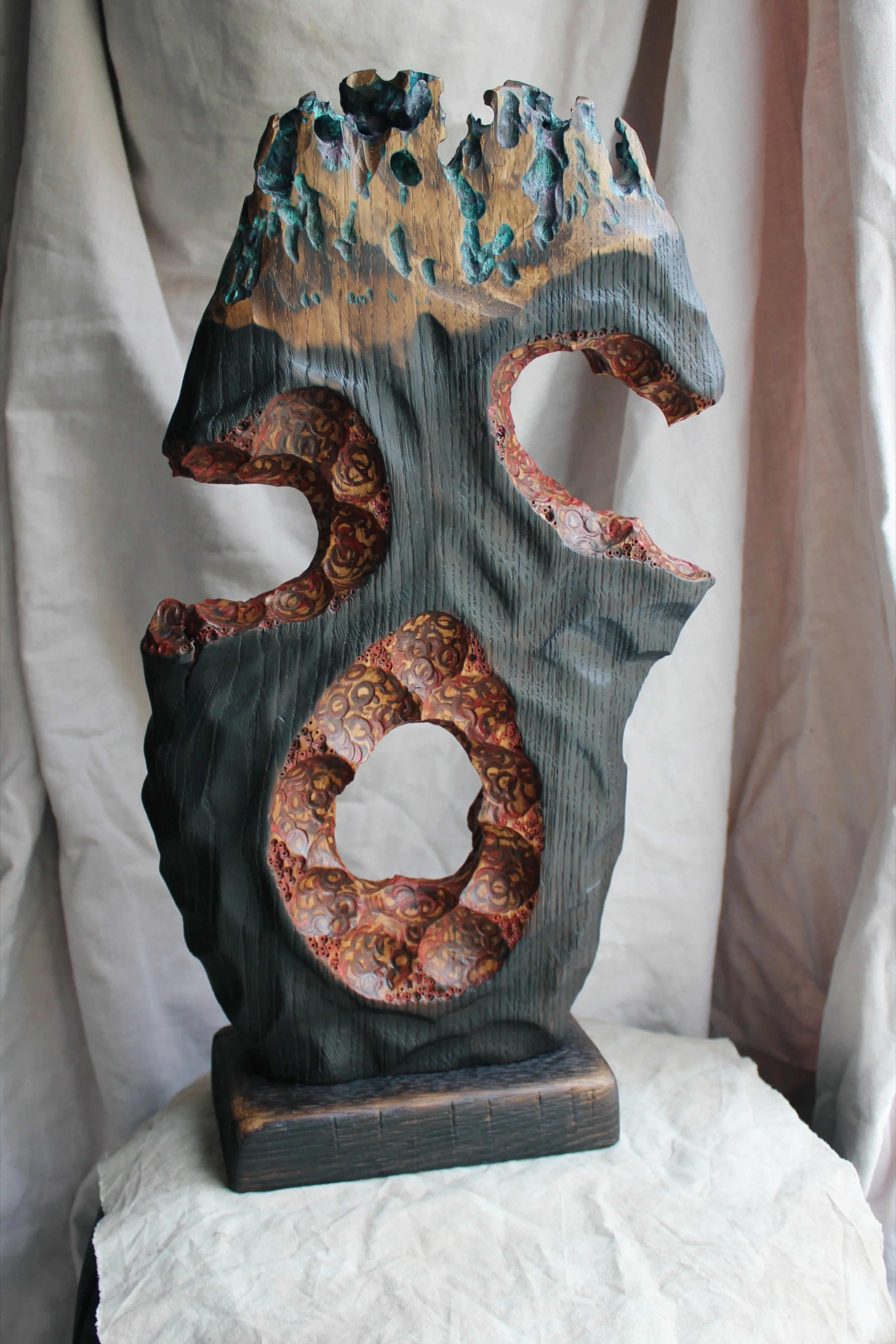 Зображення "Арктур" від Andrii Hunka, розмір: 45*23, матеріали: Дерево, акрил, натуральне масло, медіум: Скульптура, місто: Львів, серія: Universe, ціна: $450 Фото 1 з 7.