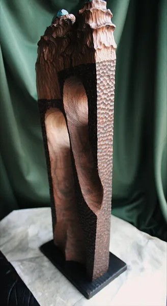 Зображення ""Шлях до дарів"" від Andrii Hunka, розмір: 40*14*9, матеріали: Дерево, акрил, натуральне масло, медіум: Скульптура, місто: Львів , ціна: $400 Фото 7 з 8.