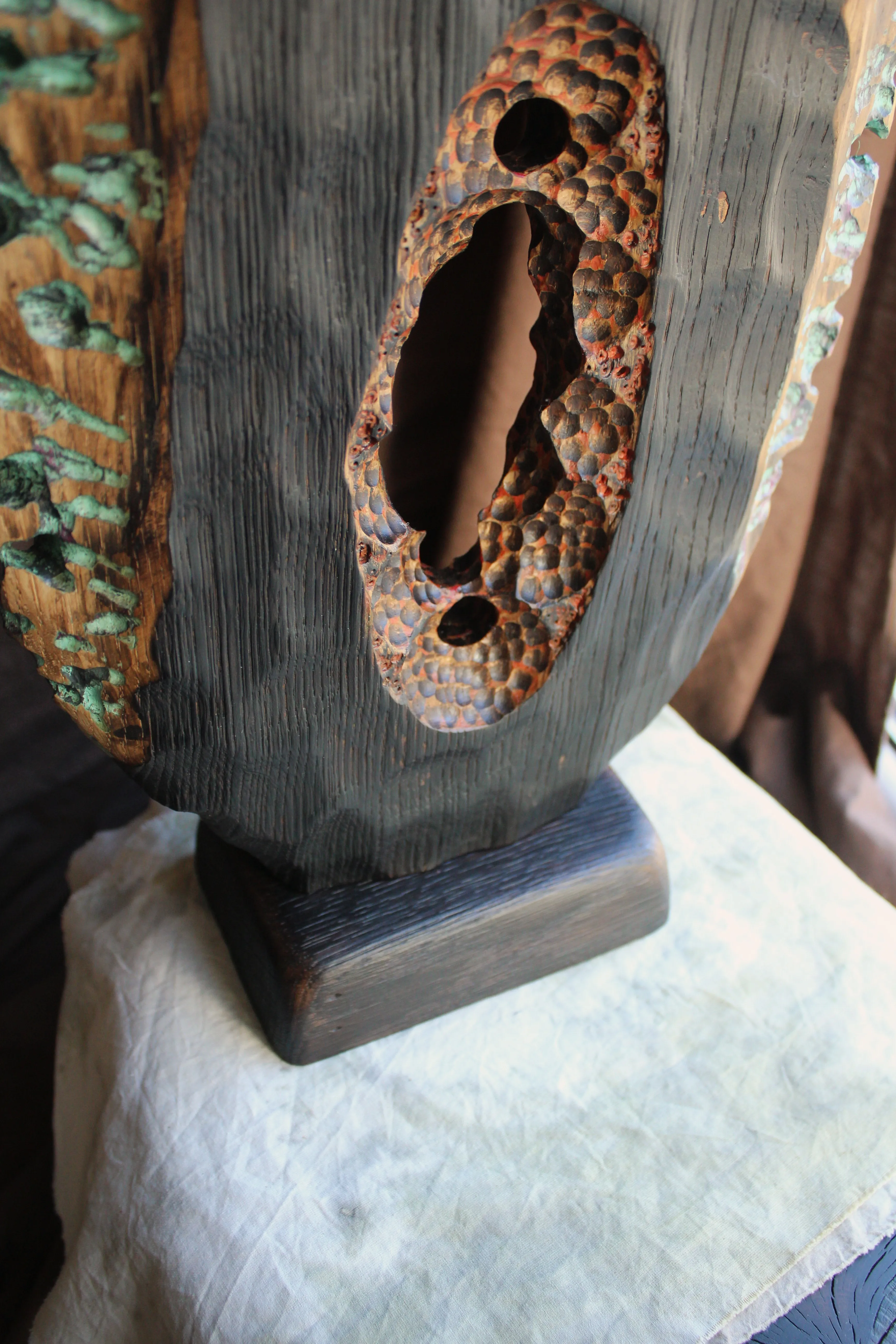 Зображення "Pulsar" від Andrii Hunka, розмір: 46*24*9.5, матеріали: Дерево, акрил, натуральне масло, медіум: Скульптура, місто: Львів , серія: Universe, ціна: $400 Фото 5 з 8.