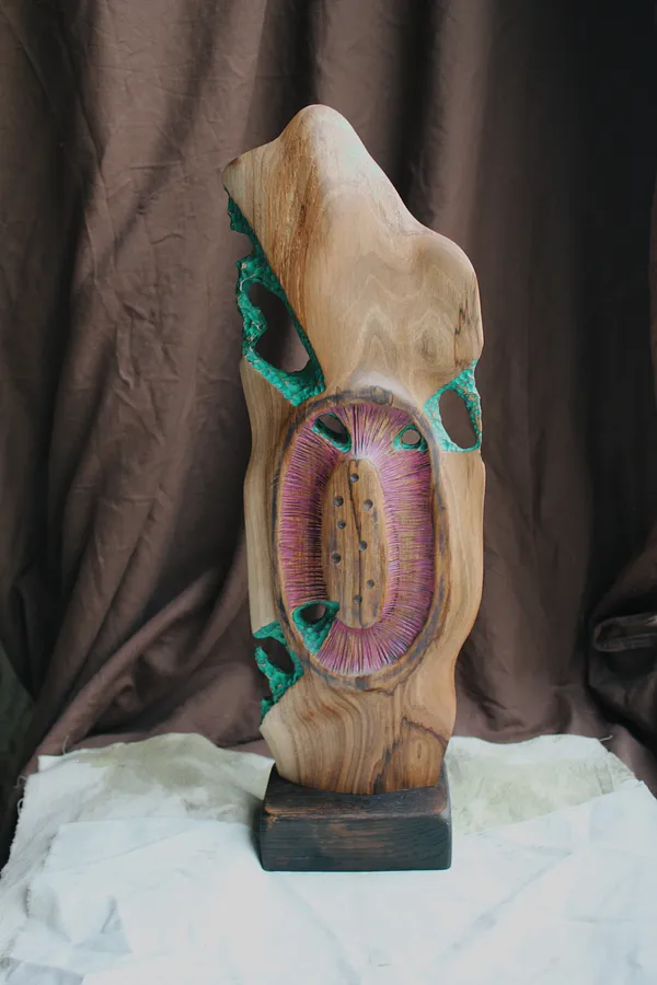 Зображення "Проявленість " від Andrii Hunka, розмір: 45*15*9, матеріали: Дерево, акрил, натуральне масло, медіум: Скульптура, місто: Львів, серія: Mitosis, ціна: $350