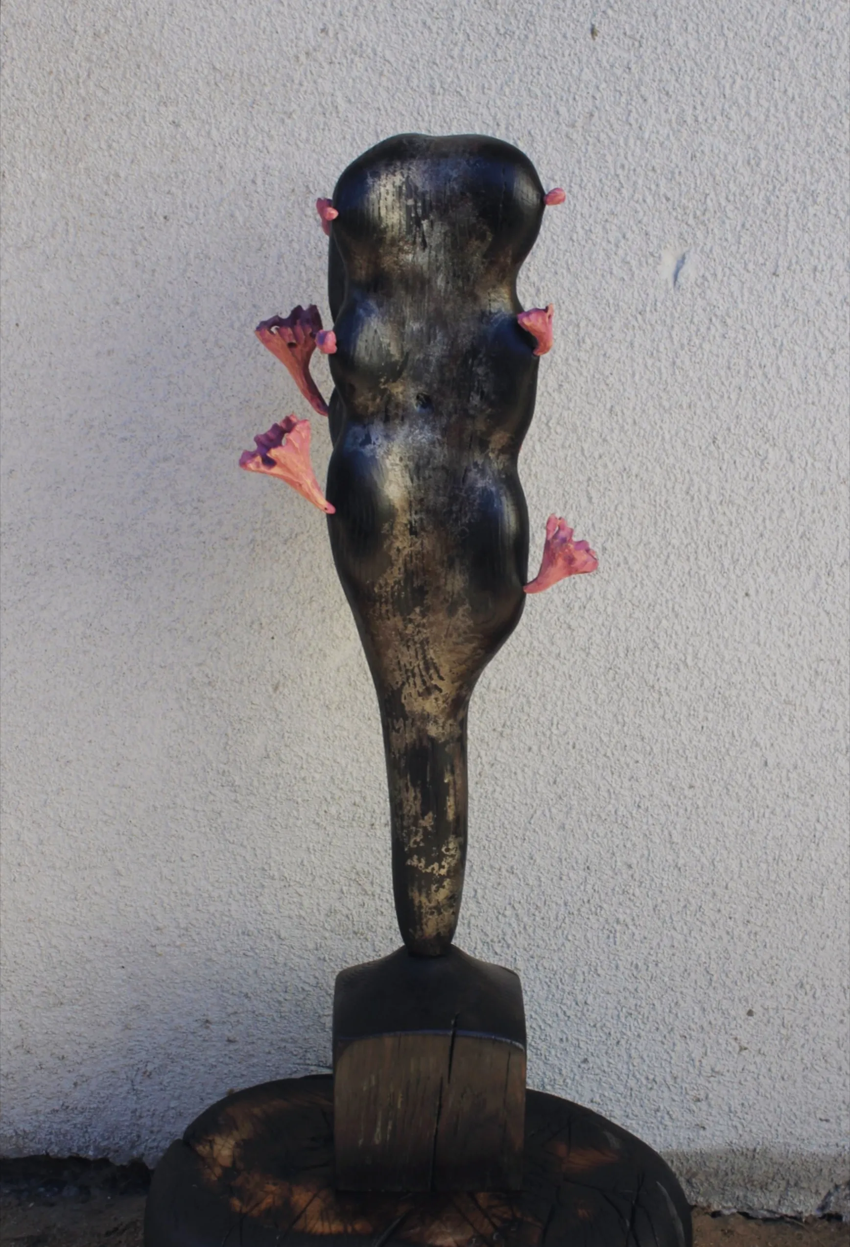 Зображення ""Bloom"" від Andrii Hunka, матеріали: Wood,oil,acrylic , медіум: Скульптура, місто: Lviv, ціна: $530 (≈ 23 845 грн) Фото 1 з 8.