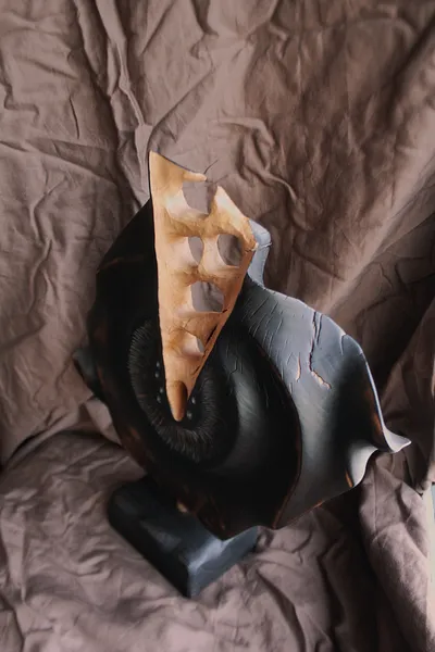 Зображення "Народження ядра " від Andrii Hunka, розмір: 44*18*10, матеріали: Дерево, натуральне масло, медіум: Скульптура, місто: Львів , серія: Mitosis, ціна: $400 Фото 6 з 12.