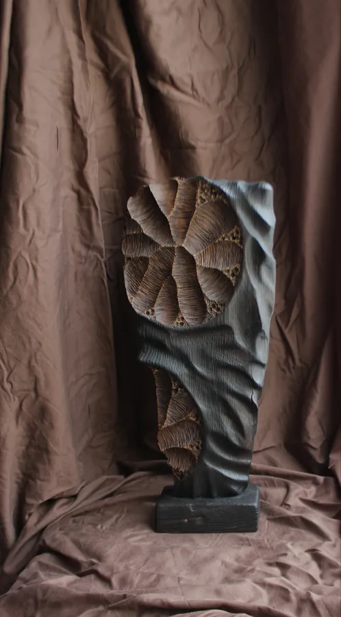 Зображення "Фундація" від Andrii Hunka, розмір: 45*29*8, матеріали: Дерево, натуральне масло, медіум: Скульптура, місто: Львів , серія: Annihilation, ціна: $300