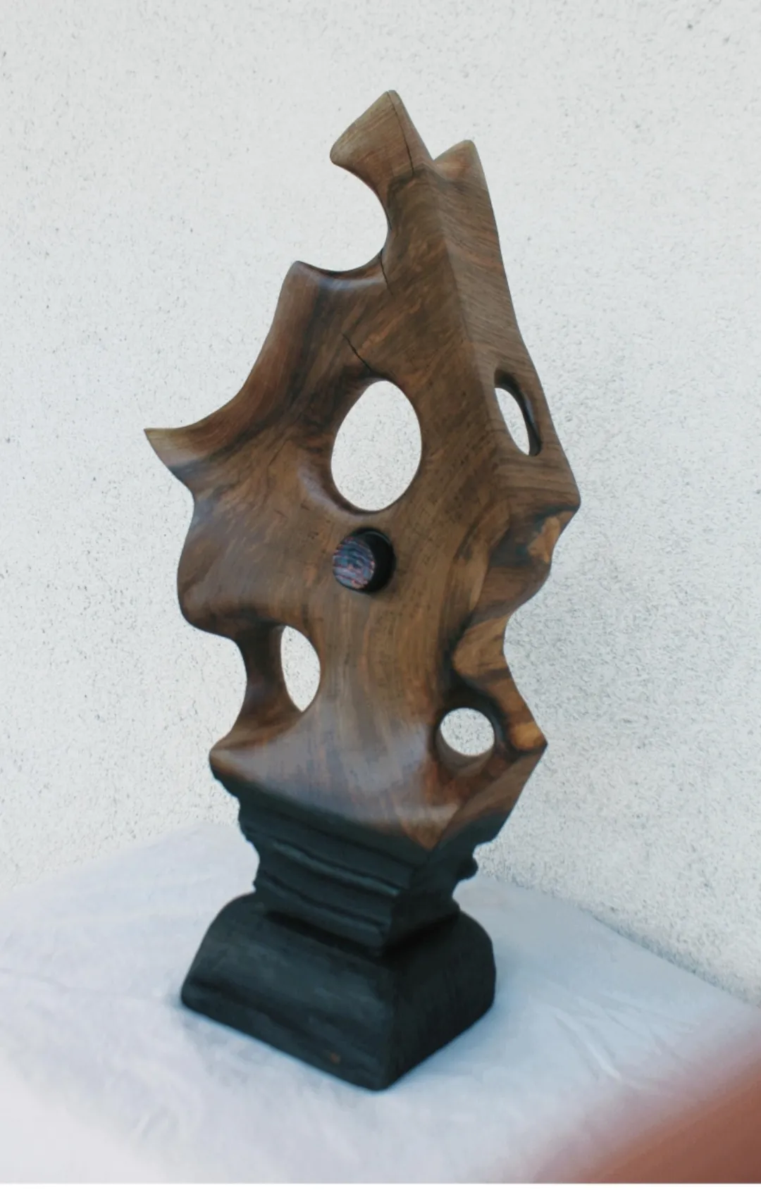 Зображення "Стержень" від Andrii Hunka, розмір: 44*21*11, матеріали: Дерево, натуральне масло,акрил, медіум: Скульптура, місто: Львів , серія: Annihilation, ціна: $250 Фото 1 з 11.