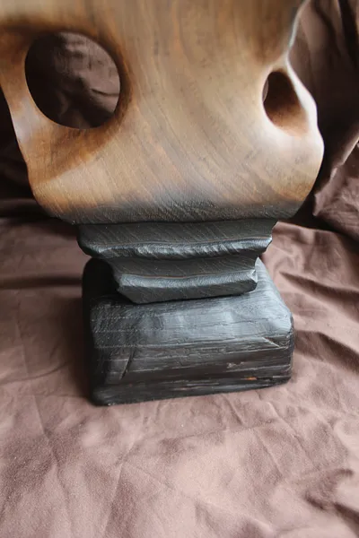 Зображення "Стержень" від Andrii Hunka, розмір: 44*21*11, матеріали: Дерево, натуральне масло,акрил, медіум: Скульптура, місто: Львів , серія: Annihilation, ціна: $250 Фото 8 з 11.