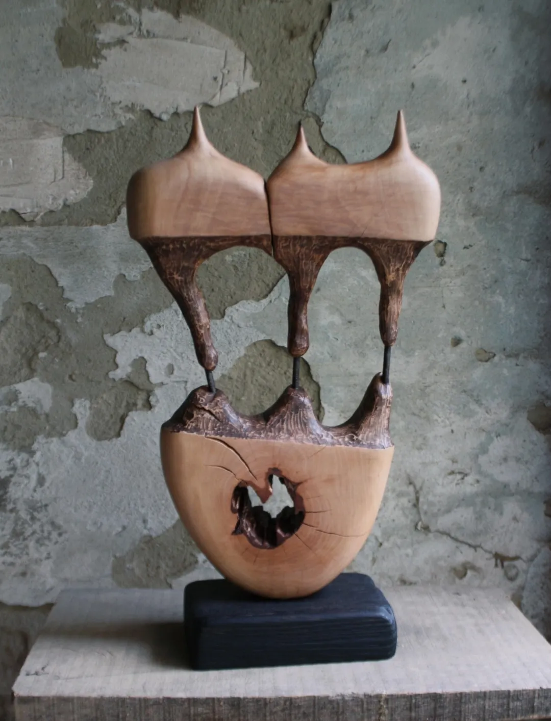 Зображення "Ерос та Танатос " від Andrii Hunka, розмір: 56*39*17, матеріали: Дерево, метал, масло, медіум: Скульптура, місто: Львів , серія: Annihilation, ціна: $450 Фото 1 з 11.