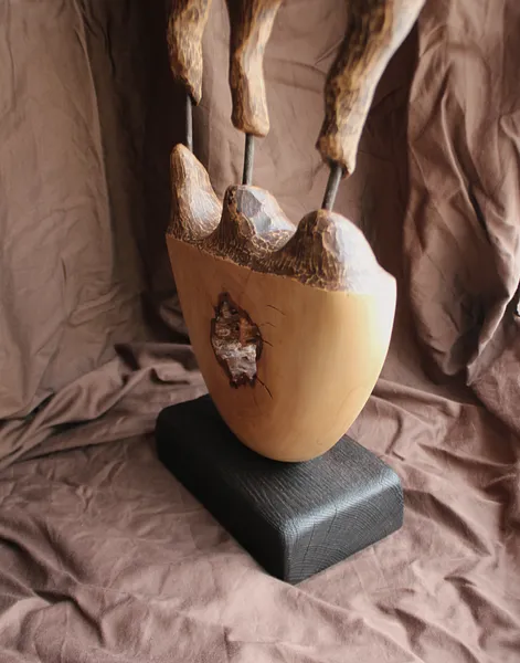 Зображення "Ерос та Танатос " від Andrii Hunka, розмір: 56*39*17, матеріали: Дерево, метал, масло, медіум: Скульптура, місто: Львів , серія: Annihilation, ціна: $450 Фото 9 з 11.