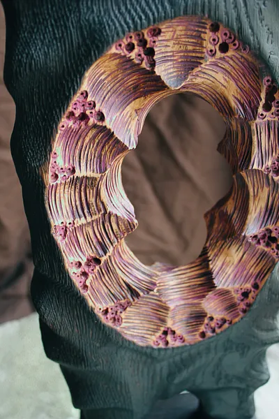 Зображення "Кротрва нора" від Andrii Hunka, розмір: 48*18*9 см., матеріали: Дерево, акрил, натуральне масло, місто: Львів , ціна: $460 Фото 5 з 6.